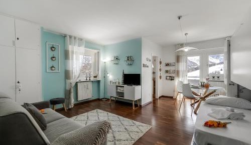 Studio with Balcony
