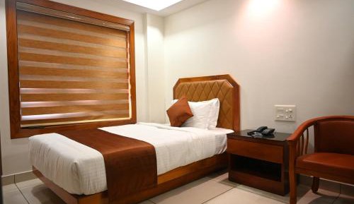 Single Room with Bath