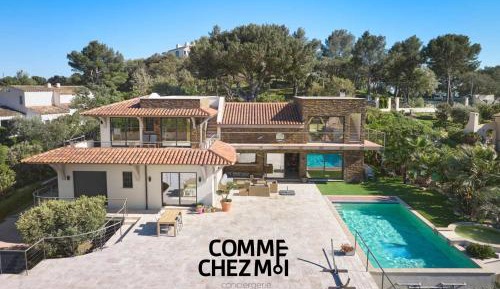 Villa with Sea View
