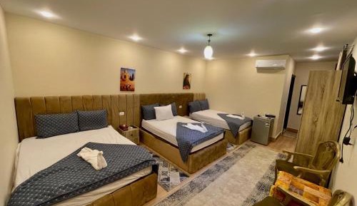 Quadruple Room with Mountain View