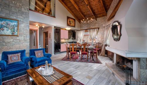 Deluxe Chalet "Protogeneia"