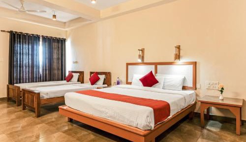 Deluxe Family Room