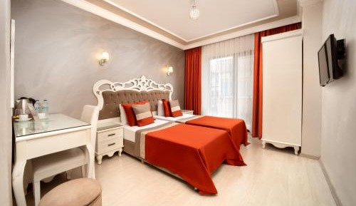 Deluxe Double or Twin Room