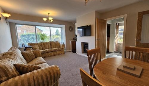 Deluxe Bungalow with Garden View
