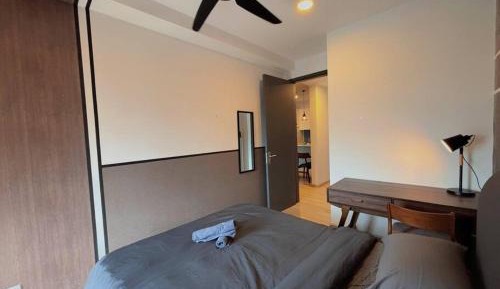 Three-Bedroom Apartment with Balcony
