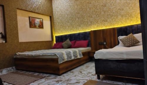 Deluxe Family Suite