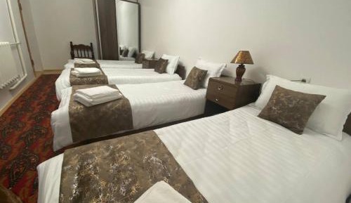 Classic Quadruple Room