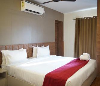 Deluxe Double or Twin Room