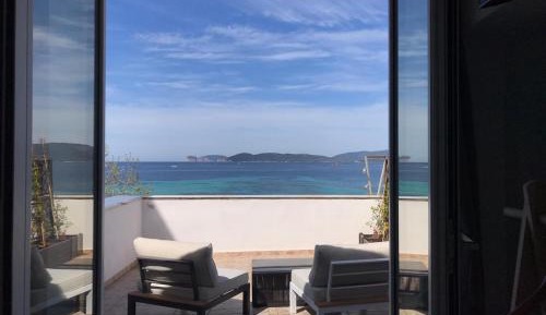 Double Room with Balcony and Sea View