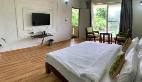 King Room with Garden View