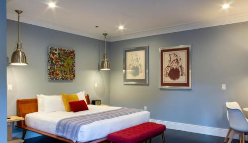 Standard King Room