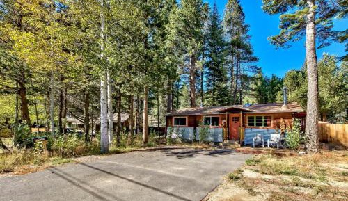Three-Bedroom Holiday Home 