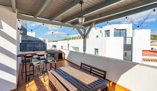 Three-Bedroom Apartment with Sea View