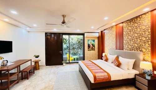 Suite with Balcony