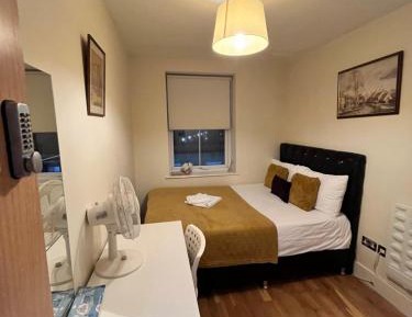 Double Room with Shared Bathroom