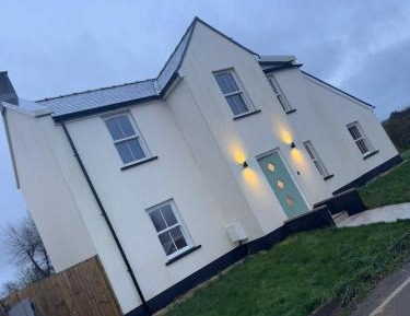 Three-Bedroom Holiday Home 