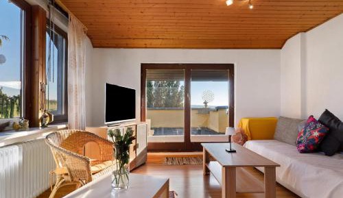 Superior One-Bedroom Apartment
