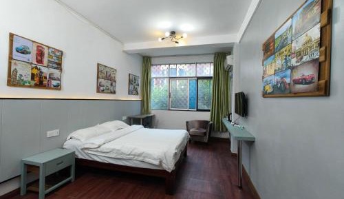 Queen Room