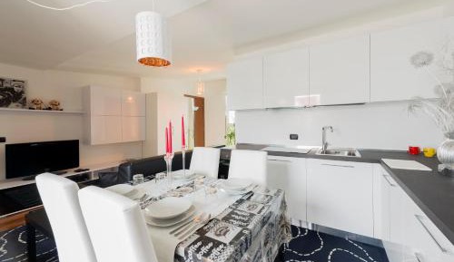 One-Bedroom Apartment - Penthouse 