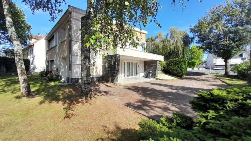 Three-Bedroom Holiday Home 