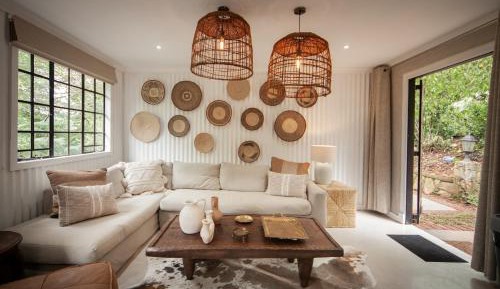 One-Bedroom Deluxe Apartment