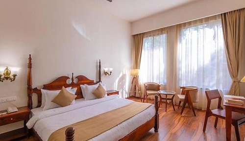 Deluxe King Room