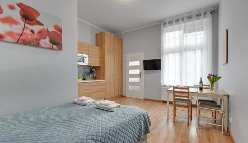 Quadruple Room with Private Bathroom