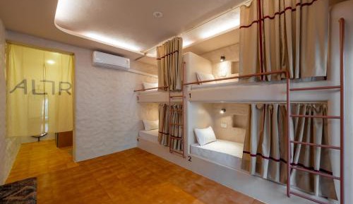 Bed in 4-Bed Mixed Dormitory Room