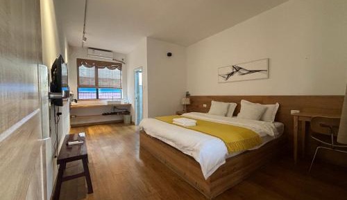 Queen Room