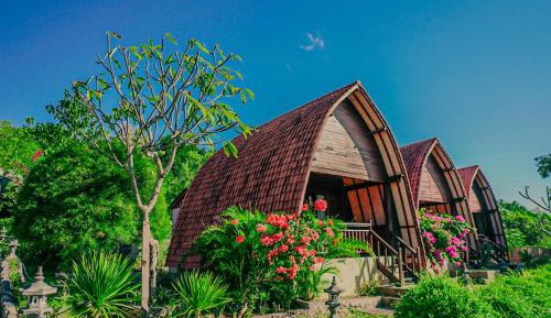 Twin Bungalow Garden View