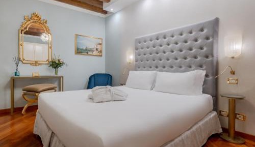 Two-Bedroom Apartment (4 Adults)