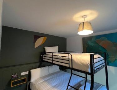 Classic Quadruple Room