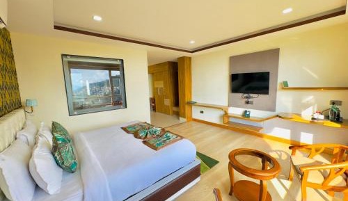 King Room with Mountain View