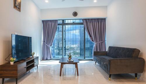 Family Two-Bedroom Apartment with View