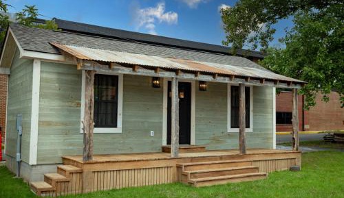 One-Bedroom House