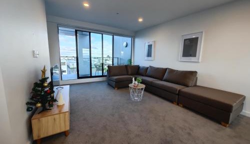 Two-Bedroom Apartment with Balcony and Sea View