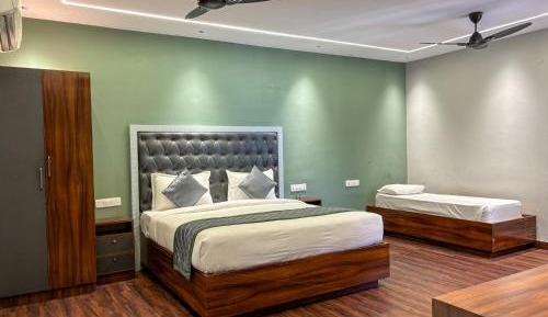 Superior King Room