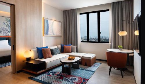 Executive King Suite with Skyline View