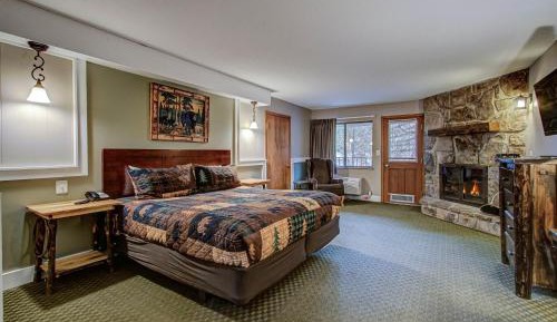 King Room with Fireplace