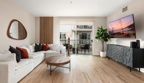 Two-Bedroom Apartment with Balcony