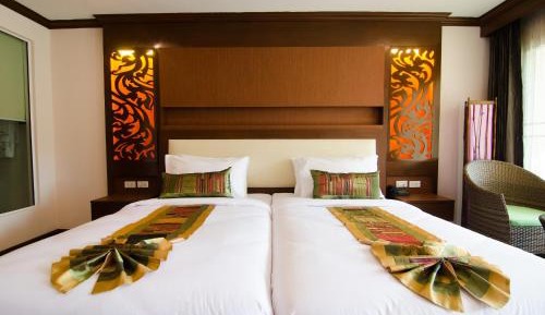 Deluxe Twin Room with Pool View