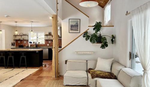 Four-Bedroom Holiday Home