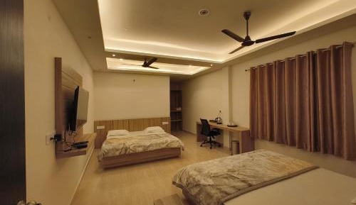 Deluxe King Room