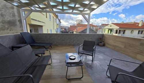 Studio with Balcony