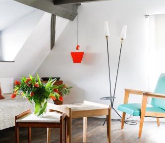 Attic Duplex Deluxe Apartment - 16