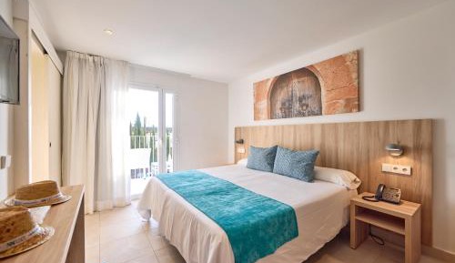 Double Room with Pool View
