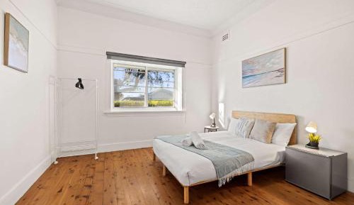 Double Room with Shared Bathroom