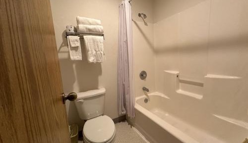 Queen Suite
