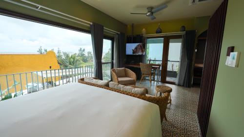 Family Room with Sea View