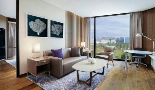 Park Suite, 1 Bedroom Suite, 1 King, Botanic Park view